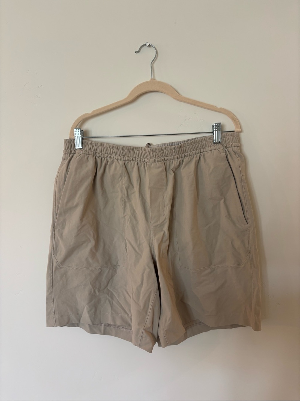 lululemon athletica Men's Tan Hybrid Shorts